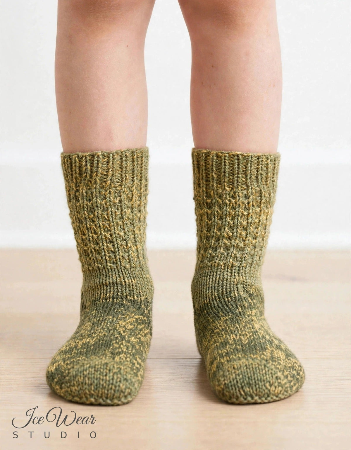 Kids' Two-Tone Olive Marled Knit Socks