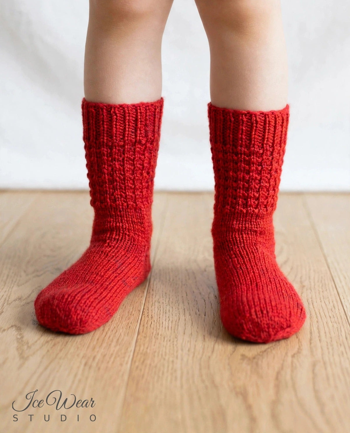 Kids' Red Heather Knit Socks