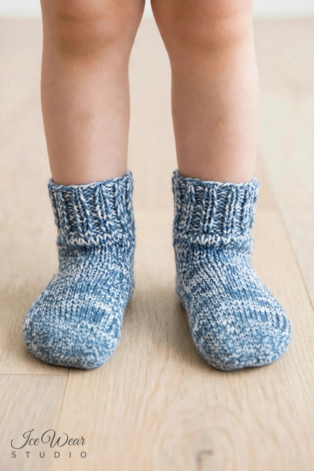 Kids' Blue Marled Knit Socks